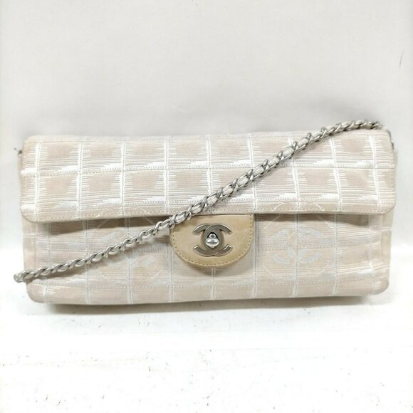 CHANEL Handbags - Chanel White Canvas Shoulder Bag